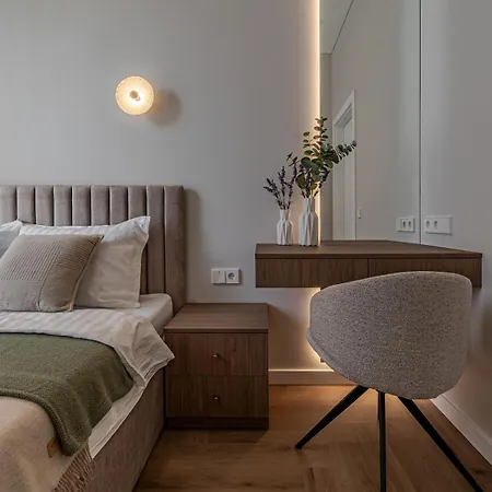 Kintu Apartment *
