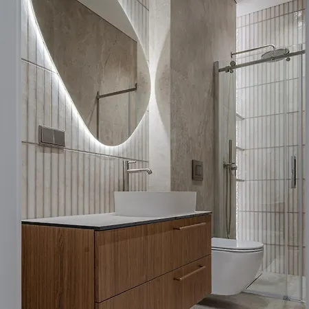 Kintu Apartment *